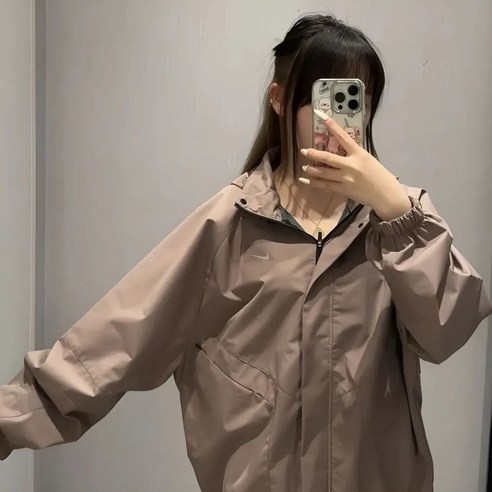 나이키 우먼즈 스톰핏 스위프트 러닝 바람막이 브라운 FB7493-233