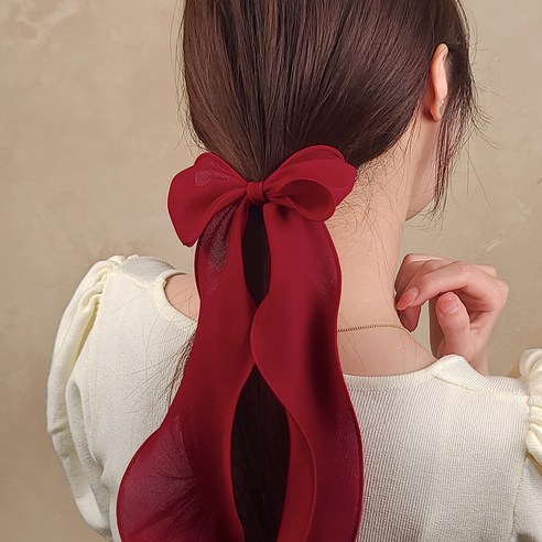 흩날리는 머리카락, 엉킨 고무줄의 추억 스카프머리끈 흩날리는 머리카락, 엉킨 고무줄의 추억 스카프머리끈