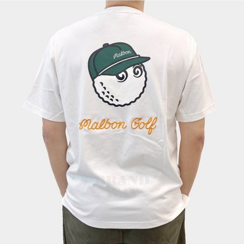 여름 필드 위의 쾌적함과 스타일을 완성하는 말본 골프 반팔티