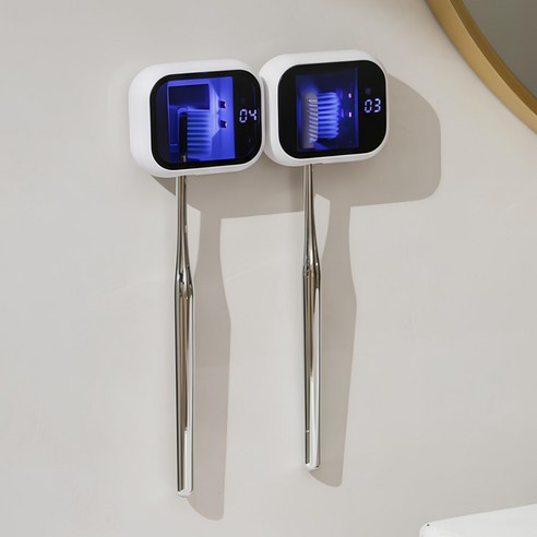 가정용 휴대용 칫솔 살균기 UV-C LED 무타공 벽걸이 충전식, 화이트, YG0069