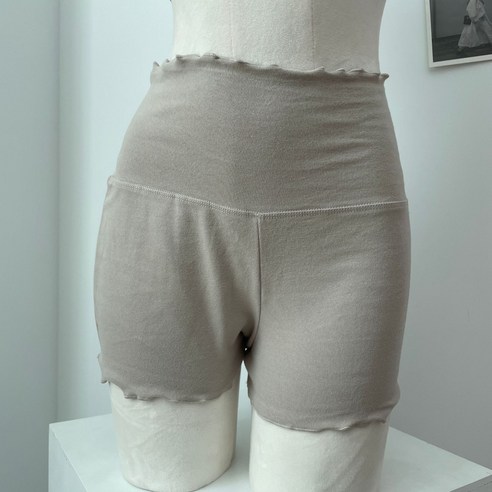 럭스토어 여성 발레 반바지 성인발레복 무용복 레오타드 숏팬츠 레깅스 발레코어 핫팬츠 짧은바지