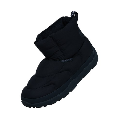 혹한에도 끄떡없는 따스함, 블랙야크 뉴캠퍼 부츠와 함께 따뜻한 겨울을!