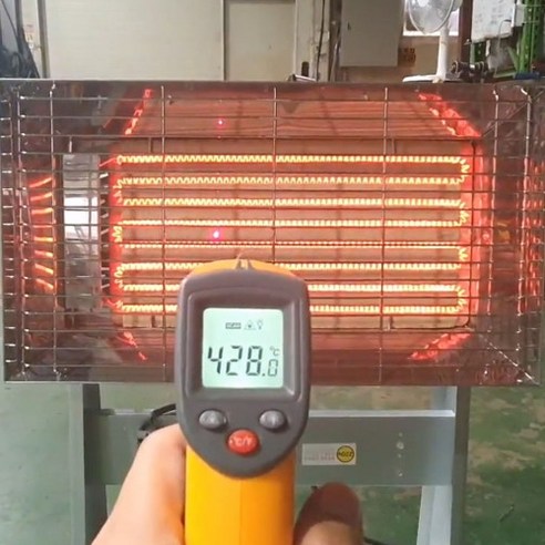 혹한의 추위도 문제없는 강력한 산업용 전기 난로