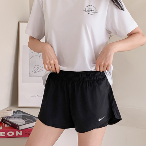 나이키 여성 러닝 반바지 속바지 쇼츠+온세르양말 포함