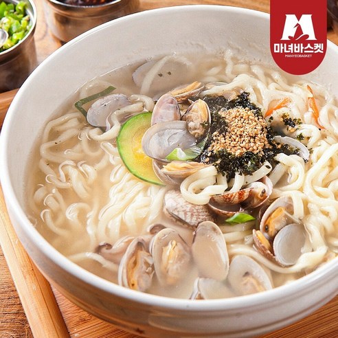 집 나간 입맛도 돌아오게 만드는 마법 같은 칼국수