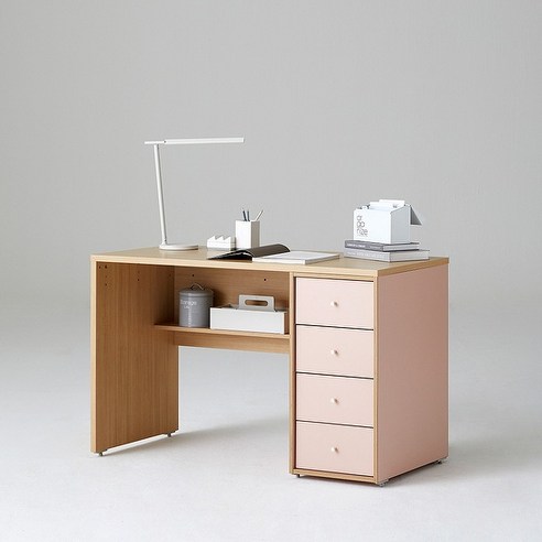 깔끔한 책상 환경이 공부 효율을 높여줍니다