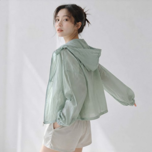 여성 여름 초경량 후드 바람막이 자켓 루즈핏 자외선차단 숏 점퍼 빅사이즈 데일리 얇은 아웃도어 아우터