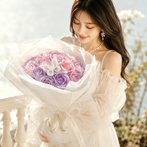 Belua 몽환 레이스 나비 조화 꽃다발 20송이 쇼핑백 LED전구 카드 포함 어버이날 스승의날 졸업식 학예회 입학식 선물, 퍼플, 1개