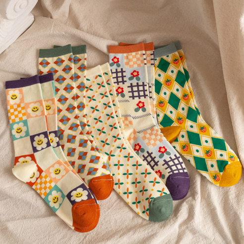 알록달록 귀여운 패턴 여성 장목 양말 5종 세트