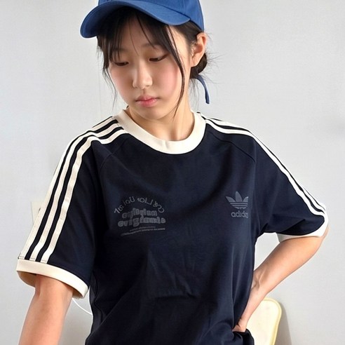 아디다스 AD GRF TEE 로고 데일리 반팔티 오리지널 이니셜 삼선 남녀공용 커플티