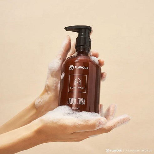 FLAVOUR】WOODY MUSK BODY WASH 木質麝香調積雪草胺基酸沐浴乳(500ml