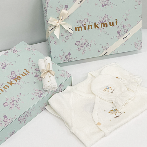 우리 아가 첫 옷, 엄마 품처럼 포근한 밍크뮤 배냇저고리 세트