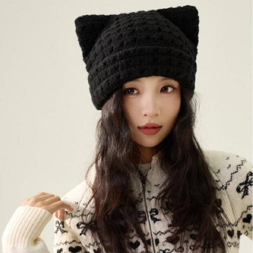 추운 겨울, 귀여운 고양이 귀 모자로 따뜻함과 스타일을 동시에 잡으세요!