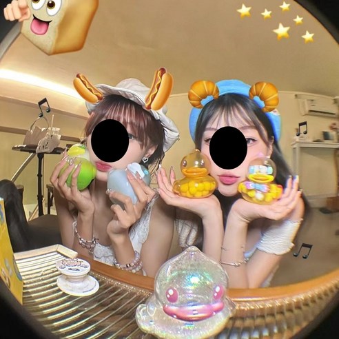 셀카 미니손거울 원형 볼록 거울 손거울 셀카모니터 타입 백미러 9.5cm... 실사용 후기 | 효과 있을까? - 상품 이미지 3