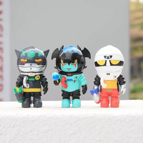 PAWS NOVA ADVENTURER SAMSAM 永井豪英雄系列盲盒公仔- 庫柏力克熊