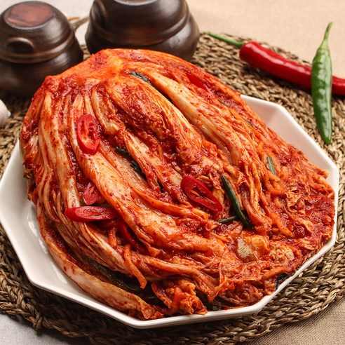 국내산 신선함과 깊은 맛, 마녀바스켓 포기김치로 식탁을 채우세요