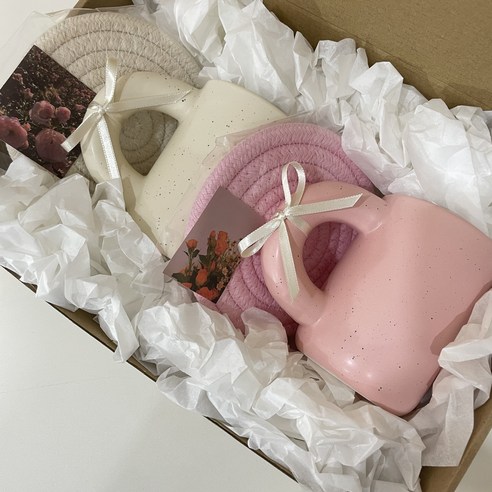 [스리아마켓] 머그컵 커플세트: 사랑을 담아 건네는 따뜻함