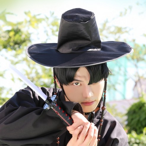 할로윈 밤, 평범함 속에 숨겨진 당신의 특별함을 깨울 시간