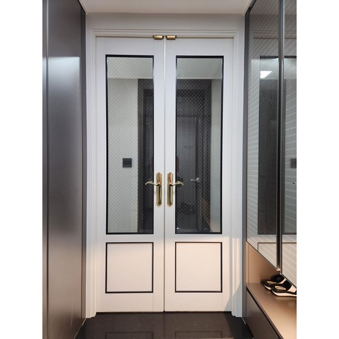 현관의 품격을 높이는 프로문 양개형 중문, 지금 바로 만나보세요!