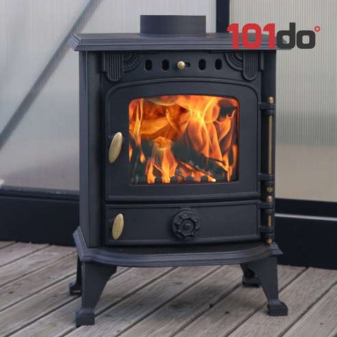따스함과 낭만을 더하는 완벽한 겨울, 101도 주물화목난로 CL28X와 함께