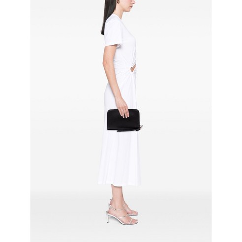 스타일의 완성은 디테일 당신의 격을 높이는 작은 변화