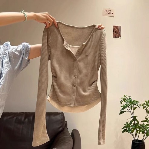 쁘띠꼬모 여성 골지 버튼 레이어드 슬림핏 가디건 티셔츠 베이직 데일리 GX5101944