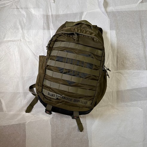 험난한 일상, 당신의 어깨를 책임질 휴먼메이드 Military Backpack 험난한 일상, 당신의 어깨를 책임질 휴먼메이드 Military Backpack