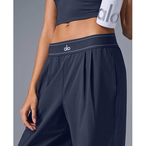 출근길, 바지가 너무 불편해서 하루 종일 신경 쓰였다면 알로요가팬츠 출근길, 바지가 너무 불편해서 하루 종일 신경 쓰였다면 알로요가팬츠