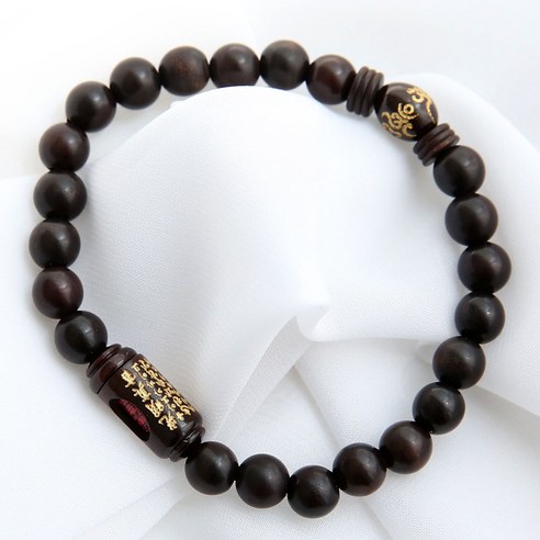 마음의 평화를 찾는 나만의 의식 불교팔찌