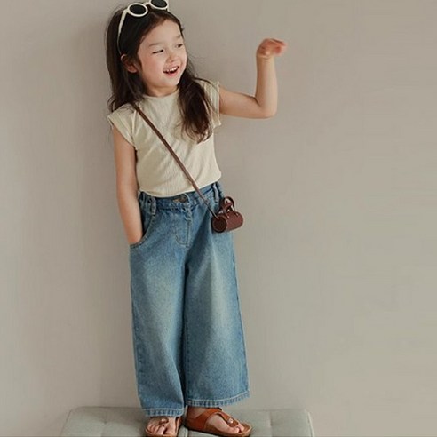 유아동 데님팬츠 남아 여아 청바지 키즈 일자핏 데일리룩 밴딩 예가와이드팬... 솔직 후기 | 실사용자 리뷰 분석 - 상품 이미지 3