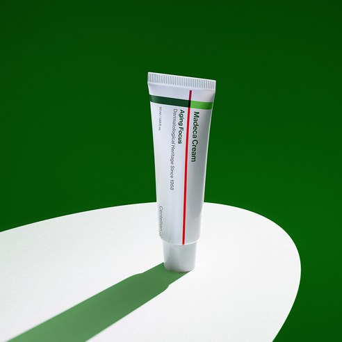 2026 최신상 센텔리안24 마데카크림 에이징 포커스 이미지 3