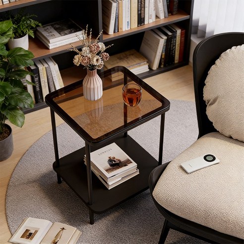 세련된 공간 연출을 위한 가성비 갑 사이드 테이블
