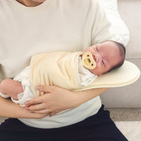 아기의 편안한 잠과 엄마의 휴식을 위한 속싸개