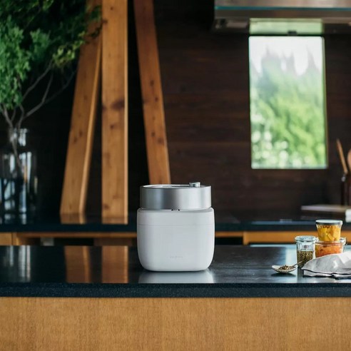 발뮤다 고항, 갓 지은 밥맛을 선사하는 주방의 예술 작품