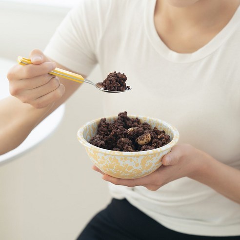 달콤함은 그대로, 죄책감은 덜었어요! 똑똑한 초코 그래놀라의 변신