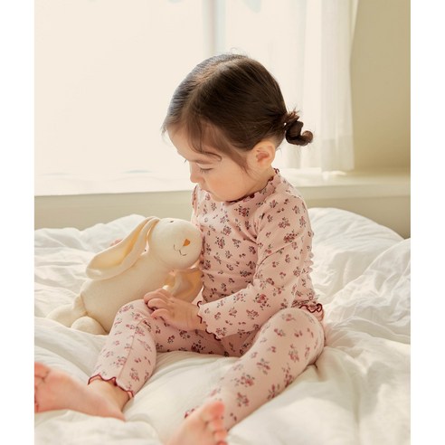 아기 배앓이 걱정 끝 편안함은 UP 리틀페이지 간절기 실내복