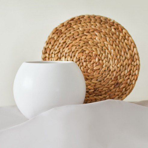 일상에 작은 예술을 더하는 달항아리 원형 도자기 화분