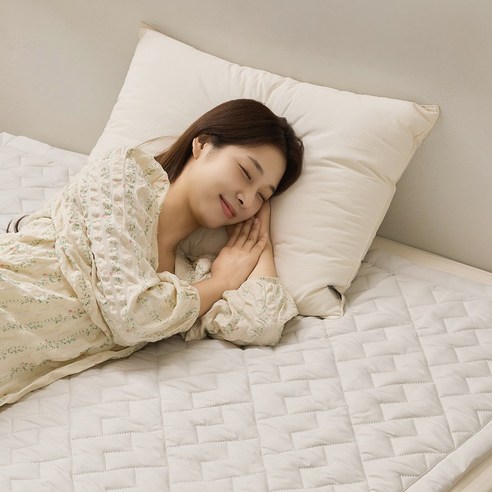 포근한 숙면을 위한 완벽한 선택, 세인트리빙 블리스 프리미엄 카본 탄소매트