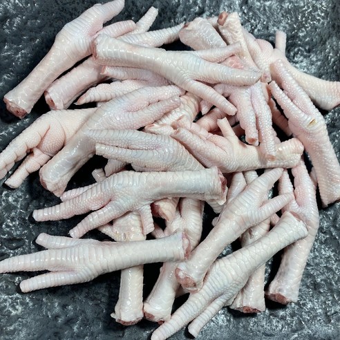 집에서도 간편하게 푸짐하게 즐기는 쫀득한 닭발의 행복