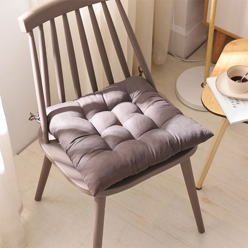 오래 앉아도 편안한, F545 방석으로 달라진 일상