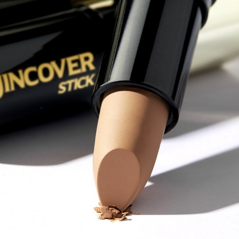 끈적임 없이 착! 하루 종일 맑아 보이는 피부의 비밀