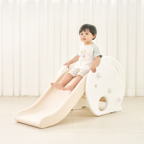 집에서도 아이의 웃음소리로 가득 채울 수 있는 스마트한 놀이 공간, [아이팜] 애플 베이비 유아 미끄럼틀