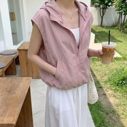 데이리앤 베니 여름 바스락 바람막이 스트링 후드조끼 베스트 여성 루즈핏 아노락조끼