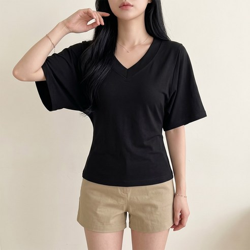 카밀라쇼룸 여리여리 가오리핏 골지 브이넥 스판 반팔 티셔츠