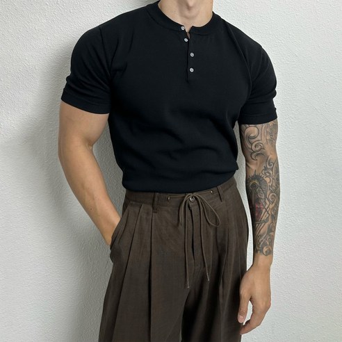 style dr 남자 여름 반팔티 어깨가넓 어보이는옷