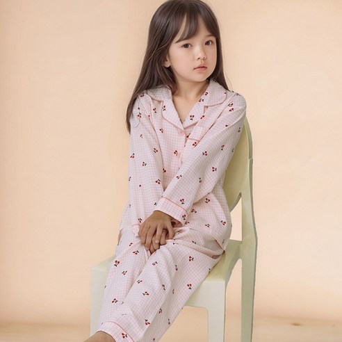 우리 아이, 매일 밤 숙면하는 비결은? 캐리루시 크링클 카라 잠옷 덕분이에요