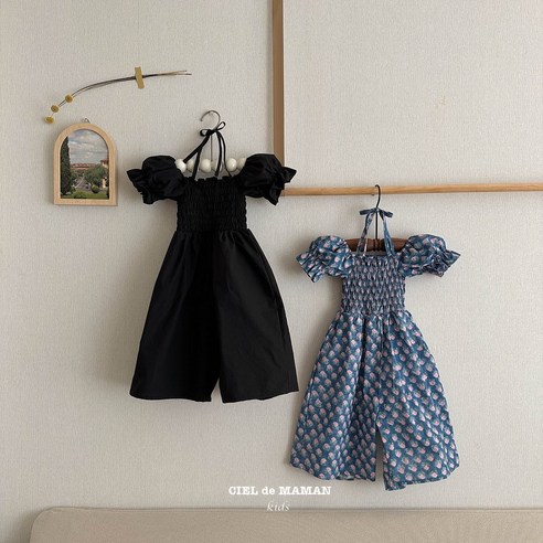 아침 옷 고민 끝 씨엘드마망 스모크 점프슈트로 완성하는 하루