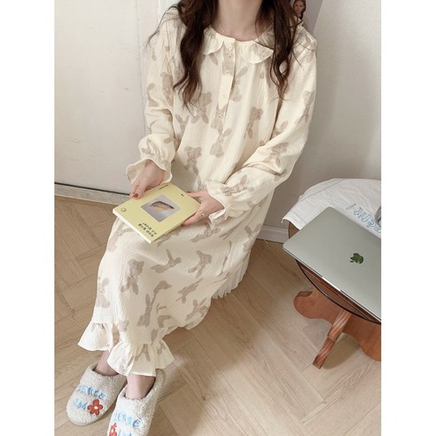 밤마다 편안한 잠, 이 잠옷 하나로 숙면을 경험하세요.