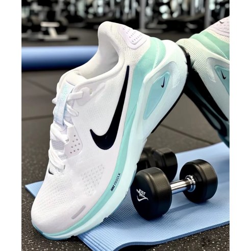 나이키 여성 런닝운동화 스트럭처 26 발편한운동화 경량화 조깅화 마라톤화