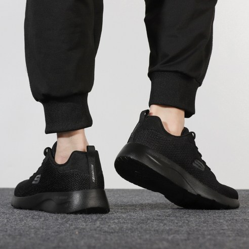 스케쳐스 남성 라이프스타일 위드 에어쿨 메모리폼 운동화 58362 후기 분석 - 착용 실루엣